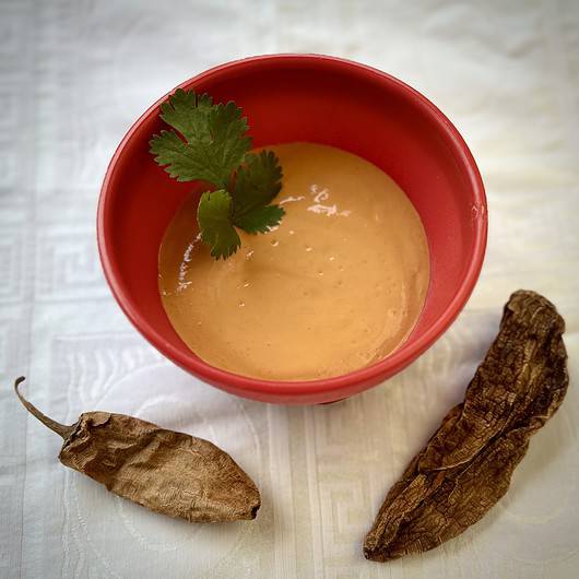 Cremosa salsa de yogurt y chile Chipotle
