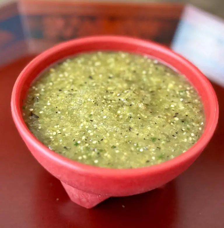 Perfectly balanced Tatemada Tomatillo Salsa