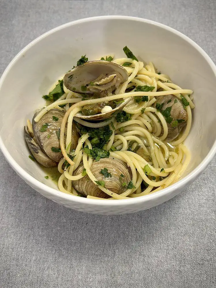 Spaghetti alle Vongole with Zucchini: A Taste of Southern Italy