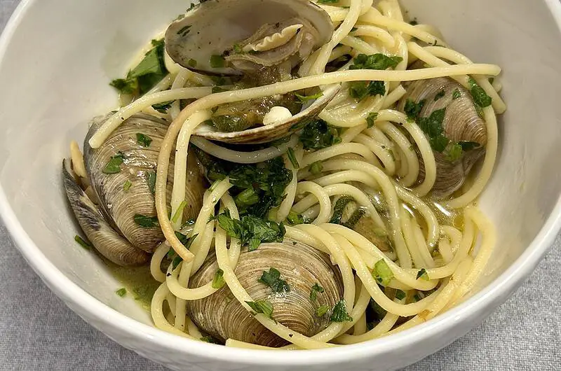 Delicious spaghetti alle vongole with zucchini, this is moe than a dish. It is an experience